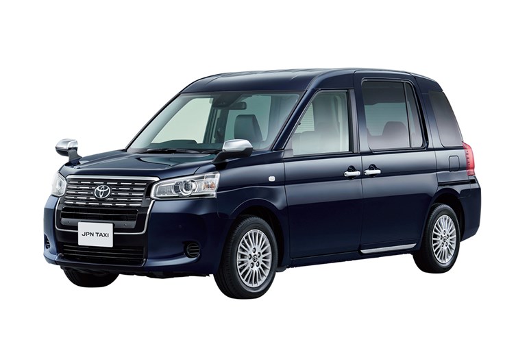 ジャパンタクシー改良で最大の課題「車いす拒否」は先送り。乗務員も困惑する中途半端なユニバーサルデザインとは