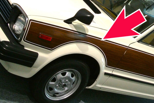 車体に謎の「木目」なんだったのか… 日本で一世風靡したデザイン