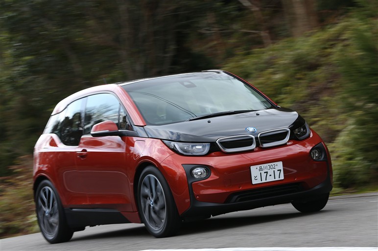 BMW i3、電動化時代の駆けぬける歓び