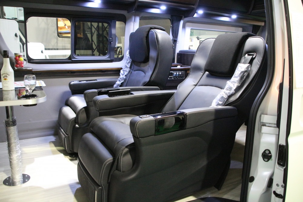 激安通販新作 ハイエース 車中泊仕様 豪華内装 国内自動車本体 Www Solidarite Numerique Fr