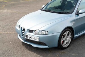 日本から輸出されたアルファ ロメオ「147GTA」が英国のオークションに登場！今後は価格が「化ける」可能性大
