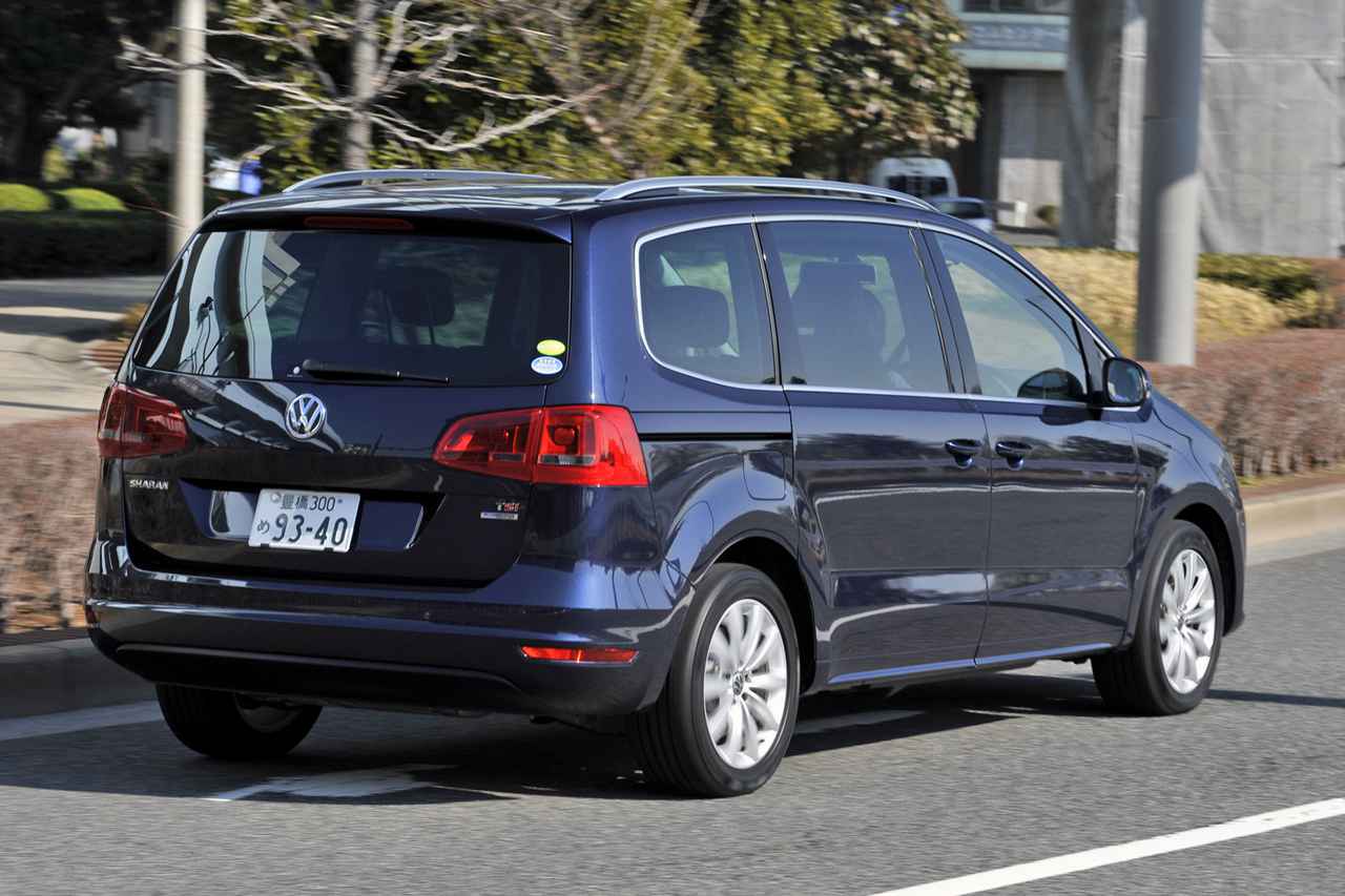 試乗 フォルクスワーゲン シャランが ガラパゴスの日本ミニバン市場に殴り込み 10年ひと昔の新車 Webモーターマガジン 自動車情報サイト 新車 中古車 Carview