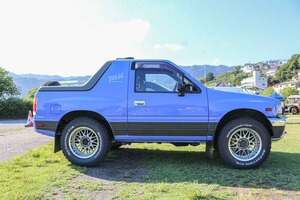 新車で買って33年11万キロ！ いすゞ「ミュー」に惚れて「ジムニー」から買い替え…フレンチブルーとブリスターフェンダーがお気に入りポイントです