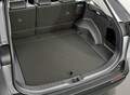 トヨタ RAV4をフルモデルチェンジして発売。新4WDシステムを世界初採用したミドルクラスSUV