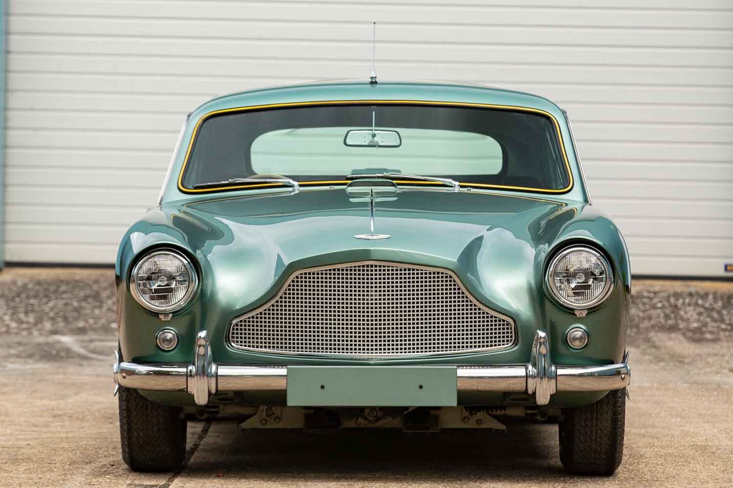 国産名車コレクション イギリス アストンマーティン DB4 アストンマーティンDB4 | 名車文化研究所