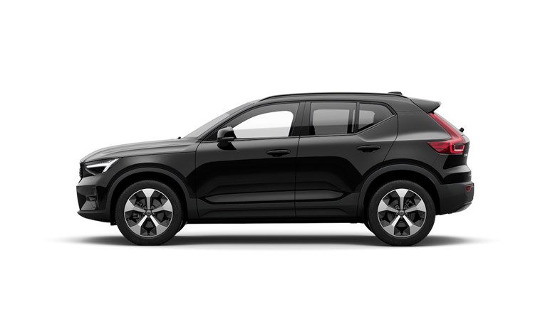 シックで上品。ボルボ「XC40」にダークな特別仕様車が登場、価格は569万円