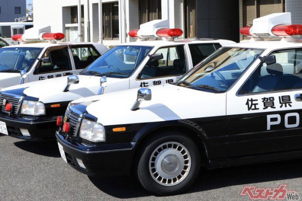 警察グッズ パトカー乗務員バッチ 昭和品物稀少品