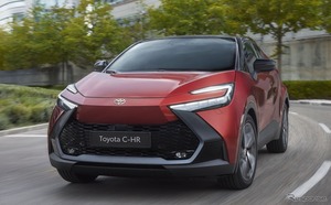 新グレード名は「ハイヒーロー」！ トヨタ『C-HR』2025年モデルを欧州発表