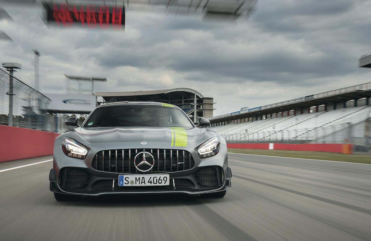 メルセデスamg Gtは一般道からサーキットまでこなせるマルチグレードを持つスポーツカーだった Motorfan 自動車情報サイト 新車 中古車 Carview