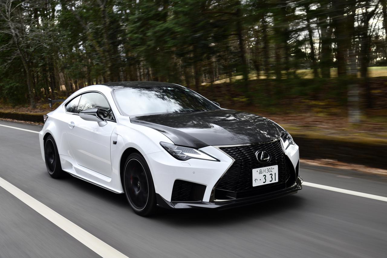 試乗 レクサスrc F ハイパフォーマンスパッケージは 自然吸気v8エンジンの爽快さが光る Webモーターマガジン 自動車情報サイト 新車 中古車 Carview