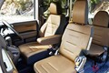 185万円から！ ホンダ最新「軽バン」に注目！ お洒落内装＆“専用「ブラック仕立て」外装のN-VAN！ フラットにもできる“多彩なシートアレンジ”も魅力！ “丸目レトロ顔”な「STYLE＋ NATURE」とは？