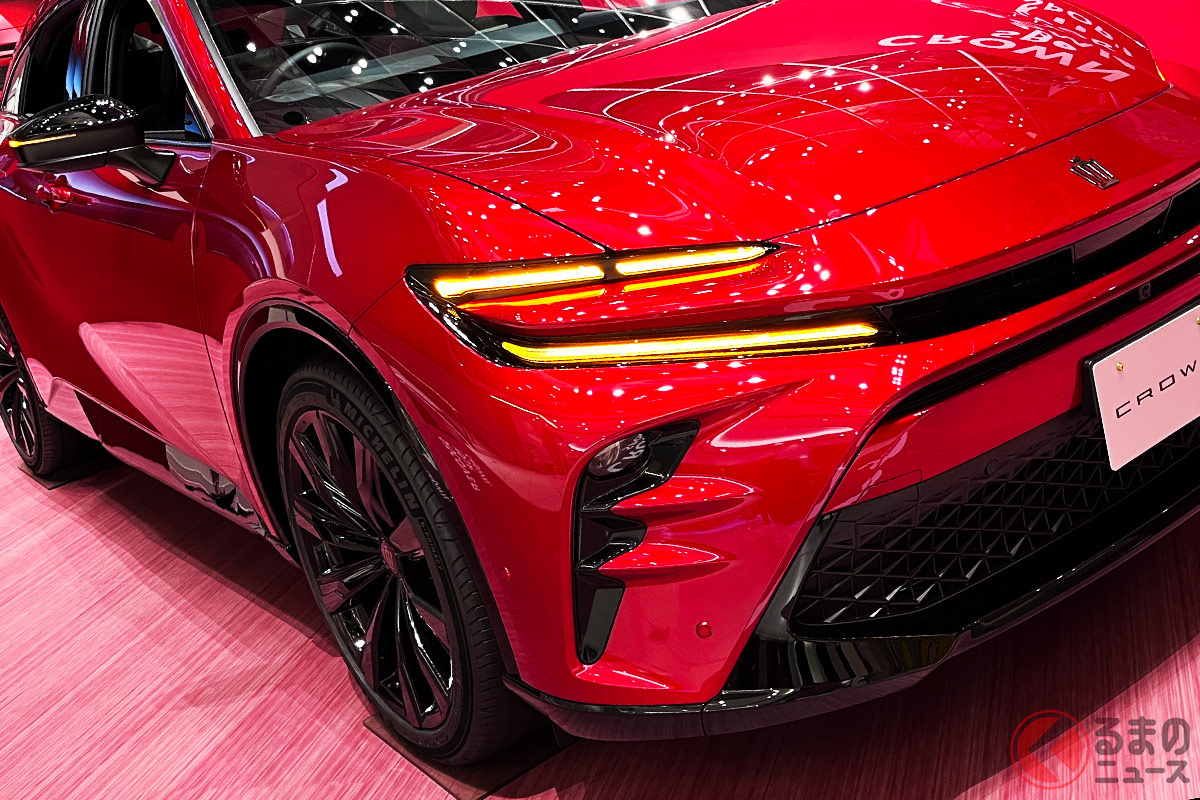 トヨタの新型「スポーツSUV」実車展示！ 斬新デザインに「良いね」の声も 590万円仕様「クラウン」、ユーザー反響は？