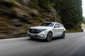 迫るCO2規制で本気を出したメルセデスの高級EV「EQC」はテスラに勝てるか
