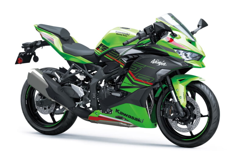 カワサキ「ニンジャZX-25R」2024年モデルが早くも登場！ 5か月前に3psのパワーアップを果たしたばかり（WEBヤングマシン