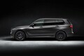 高級感と存在感溢れる漆黒カラーが印象的なBMWの最上級ラグジュアリーSUV「X7 Edition Dark Shadow」