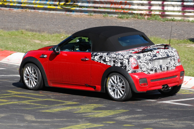 ミニ、次はロードスター 最強JCWのテスト風景