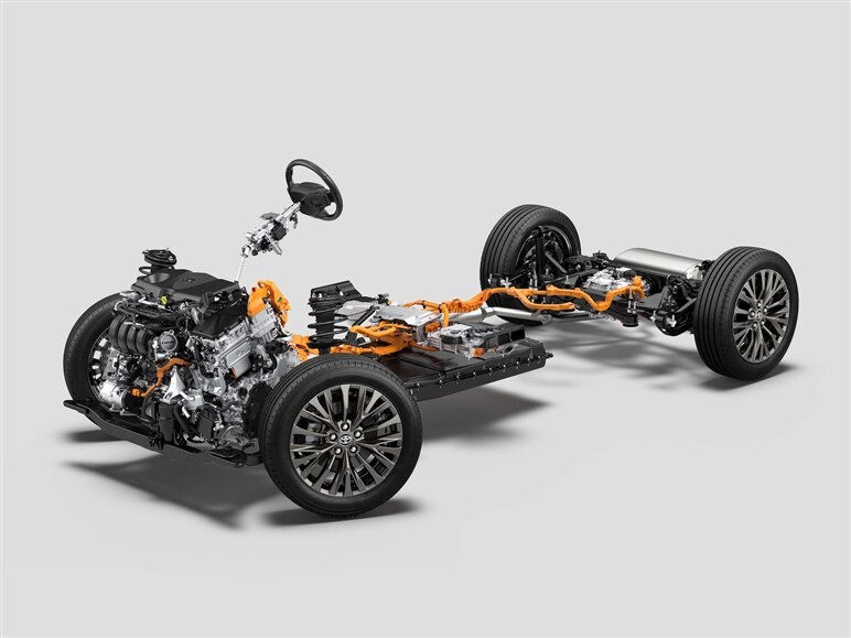 【無敵の布陣完成】トヨタ「アルファード／ヴェルファイア」一部改良。廉価版・PHEV・最上級4人乗り一挙追加…510万円から