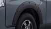 商用バンがアウトドアギアに大変身！　日産キャラバンに純正アクセサリーとして「SOTOASOBIパッケージ」を設定
