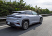 【最新モデル試乗】日本の新潮流。世界トップの電動車メーカーの最新作、BYDシーライオン7の走りと満足度