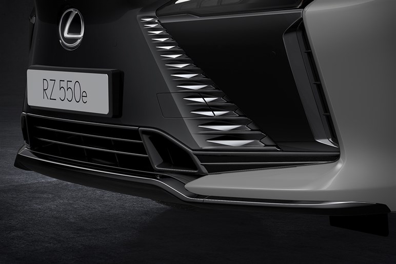 【日本上陸はいつだ？】トヨタが新型「C-HR+」、「bZ4X」、レクサス「RZ」でBEVのラインアップ強化を発表