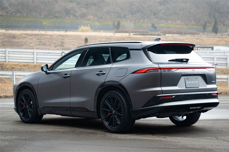 やっと出た「エステート」にもマット塗装追加！　“ザ・クラウン”でしか買えない特別仕様車は今夏発売