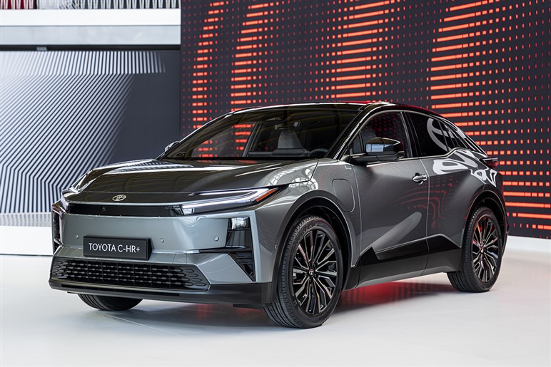 【日本上陸はいつだ？】トヨタが新型「C-HR+」、「bZ4X」、レクサス「RZ」でBEVのラインアップ強化を発表