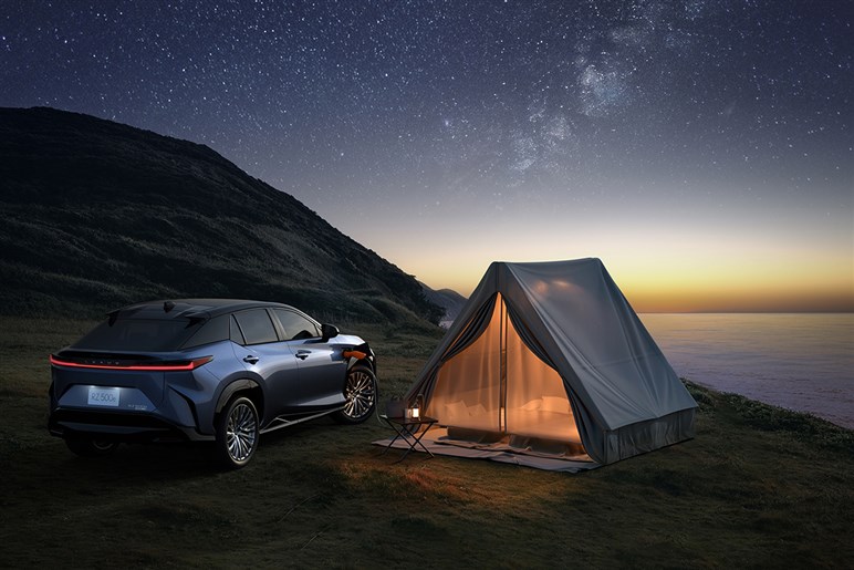 【日本上陸はいつだ？】トヨタが新型「C-HR+」、「bZ4X」、レクサス「RZ」でBEVのラインアップ強化を発表