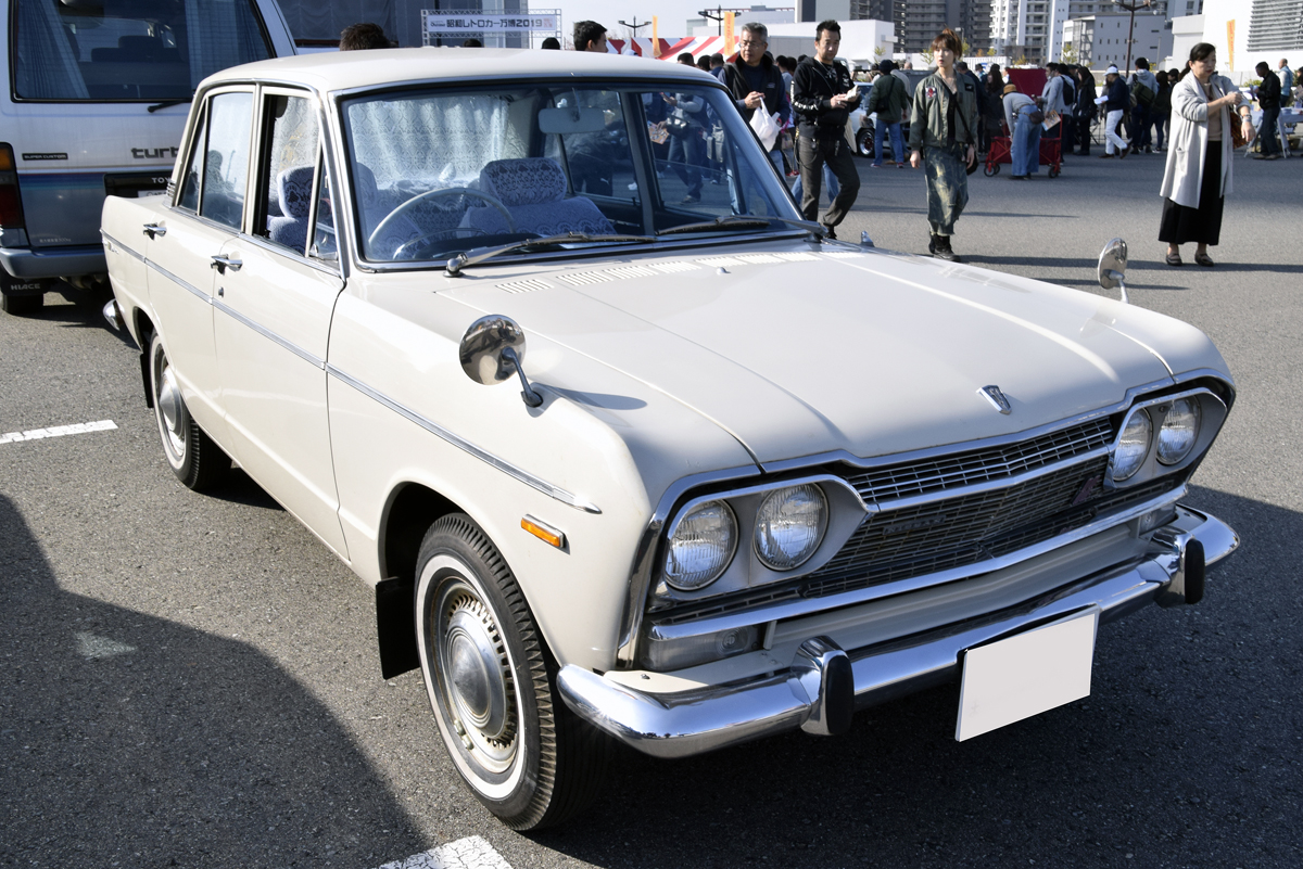 グロリア ファミリア プレジデント 旧車イベントで見つけた古き良き国産セダンたち 画像集 Auto Messe Web 自動車情報サイト 新車 中古車 Carview
