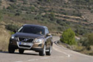 新型XC60、ボルボオーナー岡崎五朗が報告！