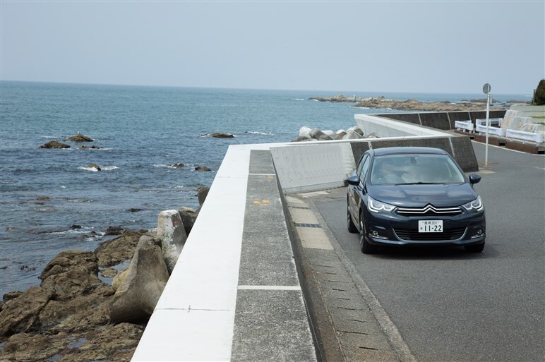 パワートレーンを一新したシトロエンC4。最激戦区でみせる味とは？