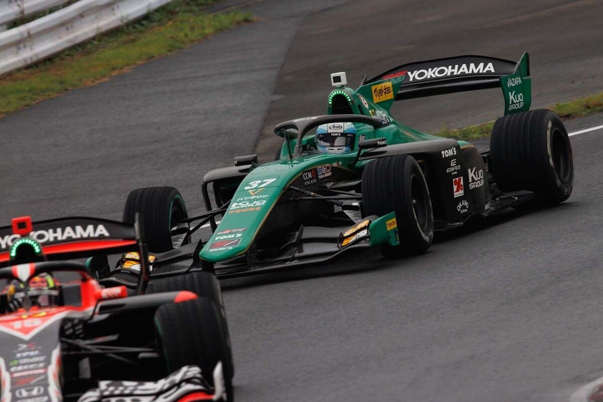 フェネストラズ、SF復帰初＋苦しんできたトムス37号車で嬉しい表彰台「岩佐を攻略できるチャンスは、最初のSC解除時だけだった」