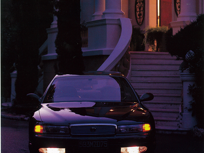 バブル期にマツダの最上級モデルとして登場した、初代マツダ センティアは今でも色褪せないスタイリングを持つ絶滅危惧車だ！