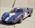 車高が40インチだからGT40!?　ル・マン４連覇を遂げた伝説のレーシングカーとは