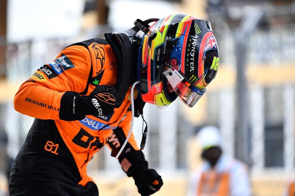 ピアストリ、F1マイアミGP勝利にパルクフェルメで”喜びの舞”。NFLジェファーソンとの約束を果たす