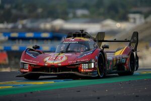 フェラーリ、夜が明けて首位快走中。トップ3独占あり得る？　トヨタ8号車は表彰台一歩後ろに｜ル・マン24時間レース：18時間経過