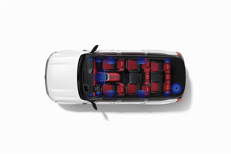 ランクルよりデカくてハイパワーで低価格。“サファリ”こと日産「パトロール」新型公開も、日本導入ナシの残念感