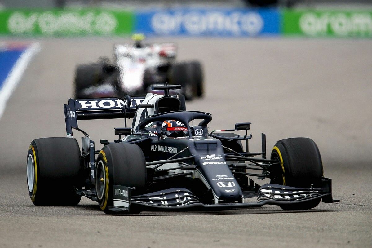 角田裕毅、F1ロシアGPは厳しい戦いに「マシンのバランスに終始苦労した」……レース最終盤、ドライに賭けるも報われず