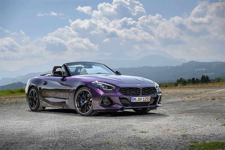 【販売苦戦】売れ行き不振のBMW「XM」が改良で方向転換。エントリーモデル廃止、1グレードに一本化