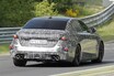 【もう変わるの？】1年足らずでフェイスリフトへ　新型BMW「M5」、ニュルでのテスト風景を初キャッチ