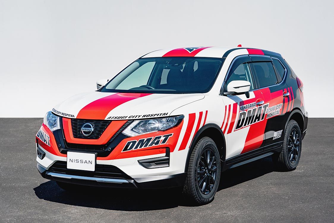 日産 厚木市立病院のdmatにラッピングデザイン ベース車は エクストレイル 日刊自動車新聞 自動車情報サイト 新車 中古車 Carview