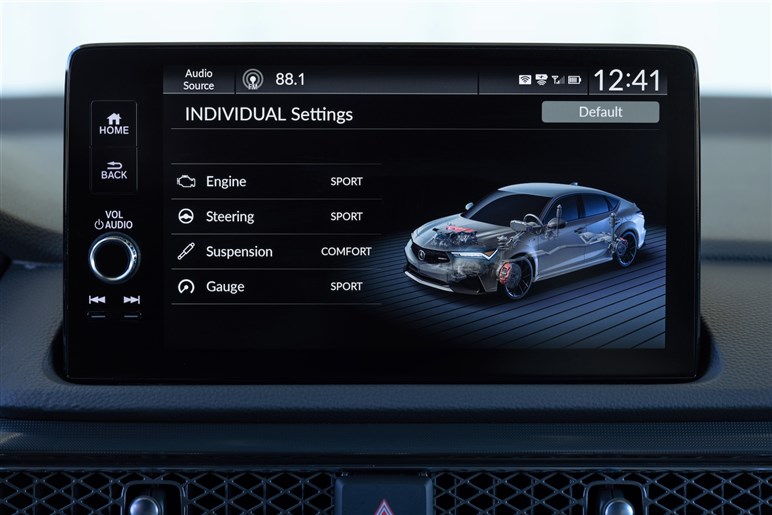 ホンダが北米で「インテグラHRCプロト」公開。後席レスの超過激仕様！ 今後の展開にも注目!?