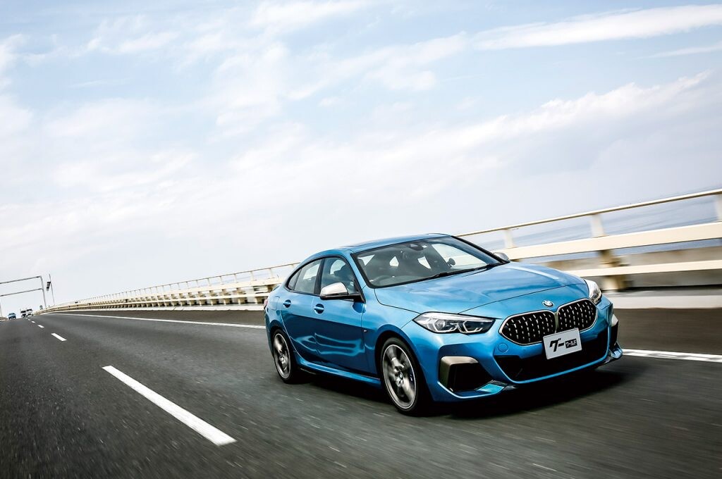 セダン派も満足！走りが楽しい中古輸入車コンパクトセダン３選