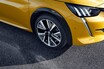 プジョー、新型208をジュネーブモーターショーで公開へ。航続距離340kmの電動仕様モデルも