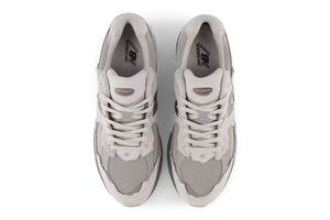 ニューバランス、ゴアテックス仕様「2002R “Protection Pack”」新作は3色展開──GQ新着スニーカー