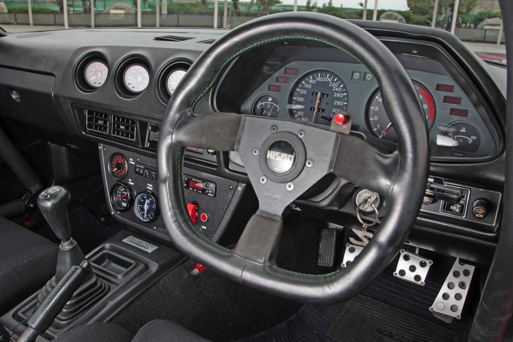 伝説のs130zを追いかけ続けるz32 継承と進化 名門チームのzブラザーズに迫る Web Option 自動車情報サイト 新車 中古車 Carview