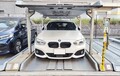 日本の「機械式駐車場」は狭すぎる！ なぜ私は愛車のBMWを手放すことになったのか、その理由。