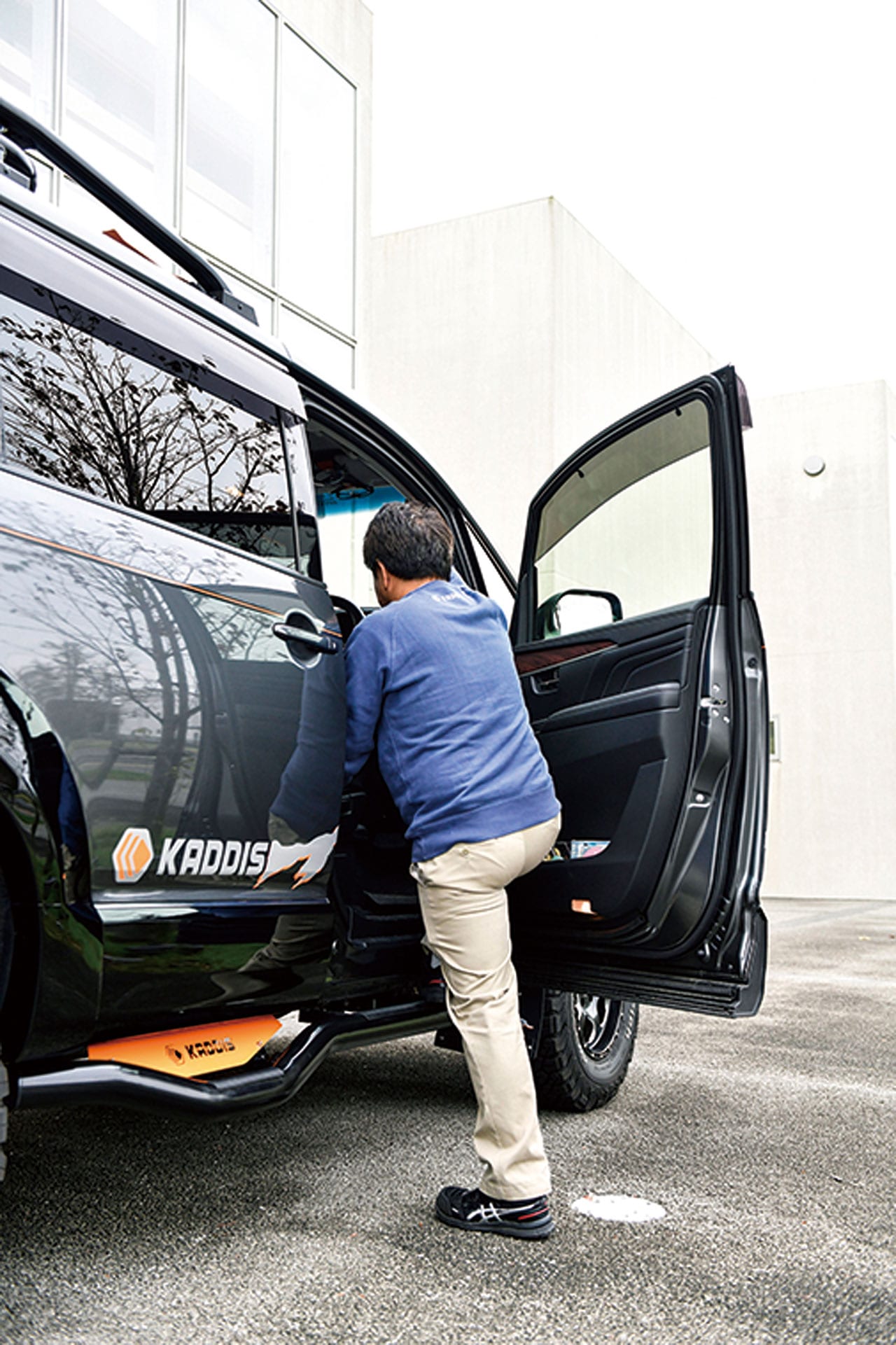 アゲキットで4インチ 車高調で1インチ 四駆らしさを存分に味わえる迫力の５inchリフトアップ デリカd 5 カスタム スタイルワゴン ドレスアップナビ の写真 4ページ目 自動車情報サイト 新車 中古車 Carview