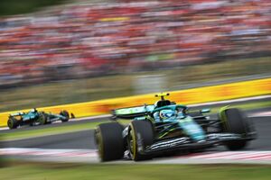 ハンガリーで輝いたアストンマーティンF1、好調の”理由不明”にアロンソも首かしげる
