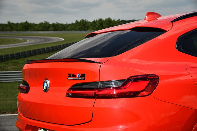 BMW X3とX4のMモデルは無敵感すら漂うキャラクター。意外にもより快適なのはX4