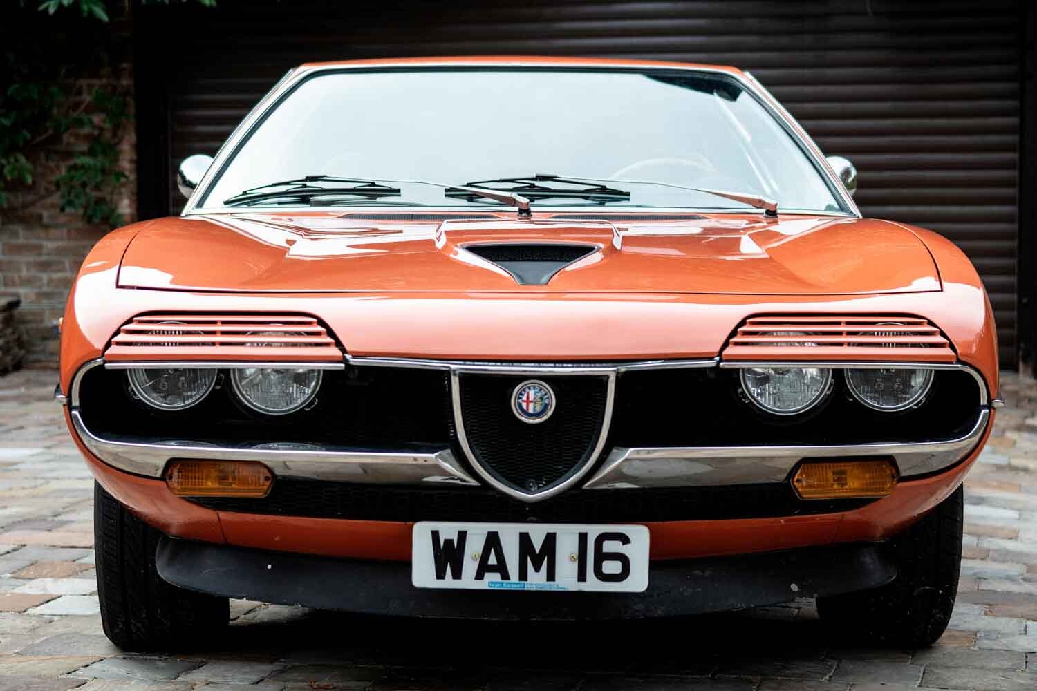 ベルトーネデザインのアルファ ロメオ「モントリオール」が約710万円で落札！現オーナーは46年前に購入